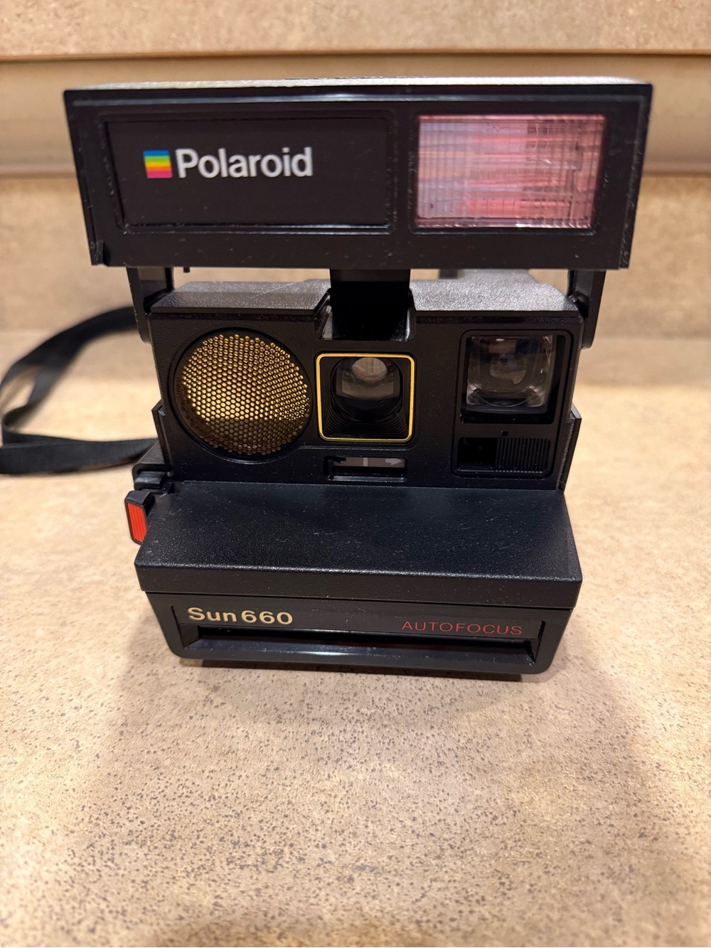 Vintage Polaroid Black Sun 660 Autofocus Instant Land Camera - Tested